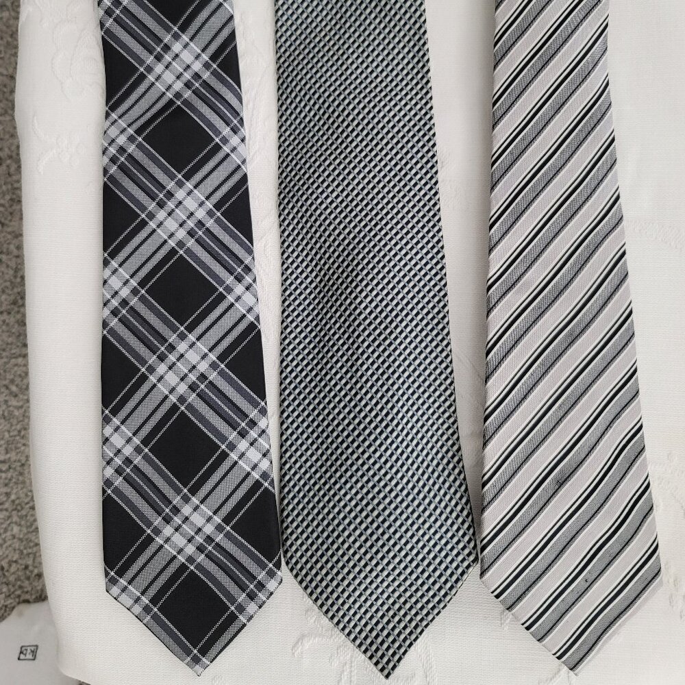 3 Ties Tommy, Marc Anthony, Croft & Barrow , lengths range from 58" to 61"